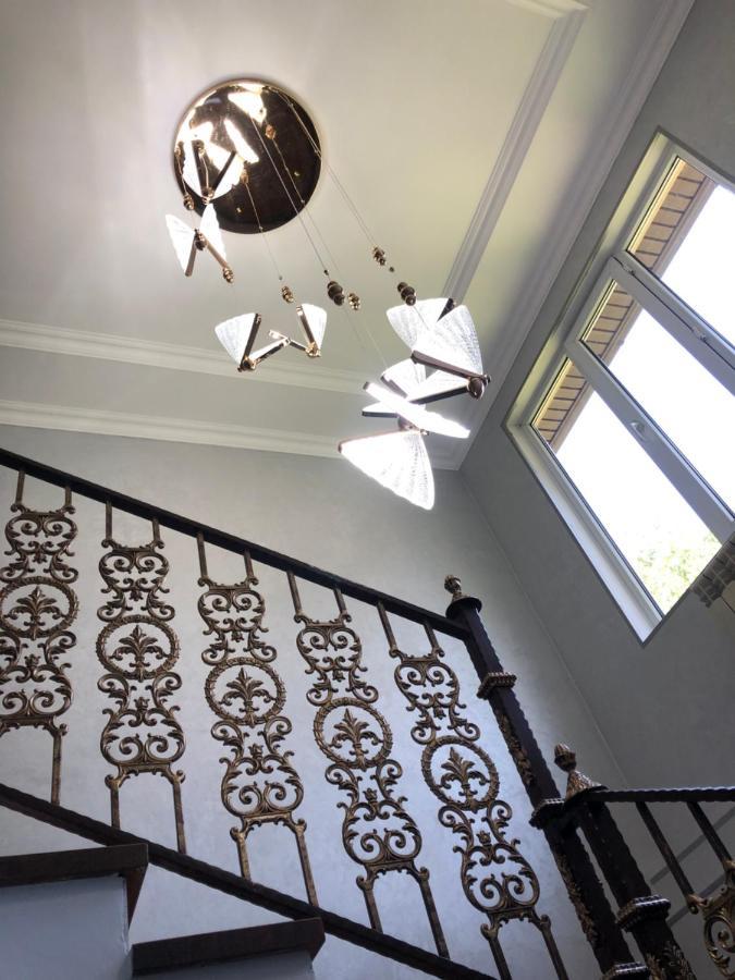 Hotel Lion الماتي المظهر الخارجي الصورة