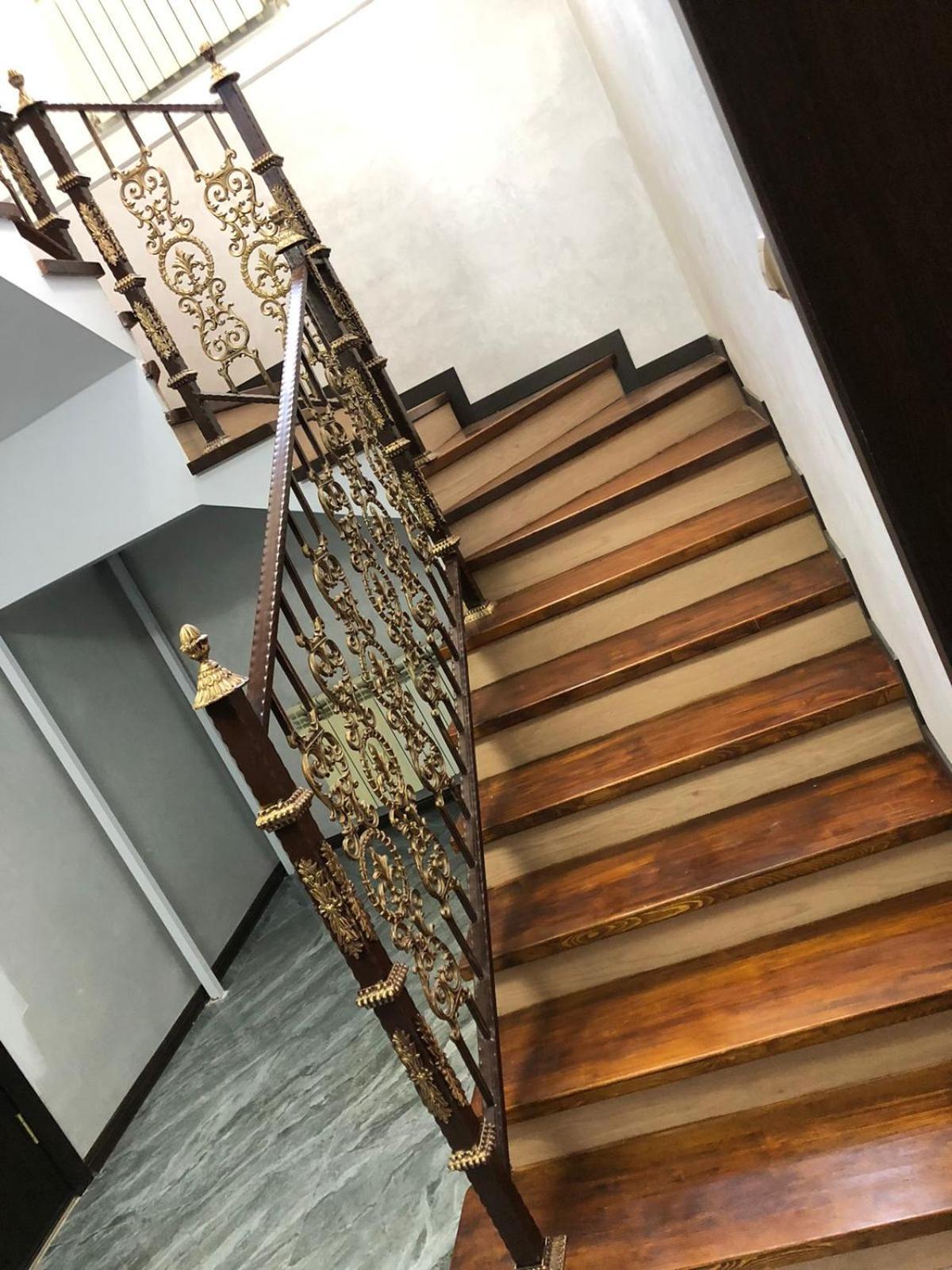 Hotel Lion الماتي المظهر الخارجي الصورة