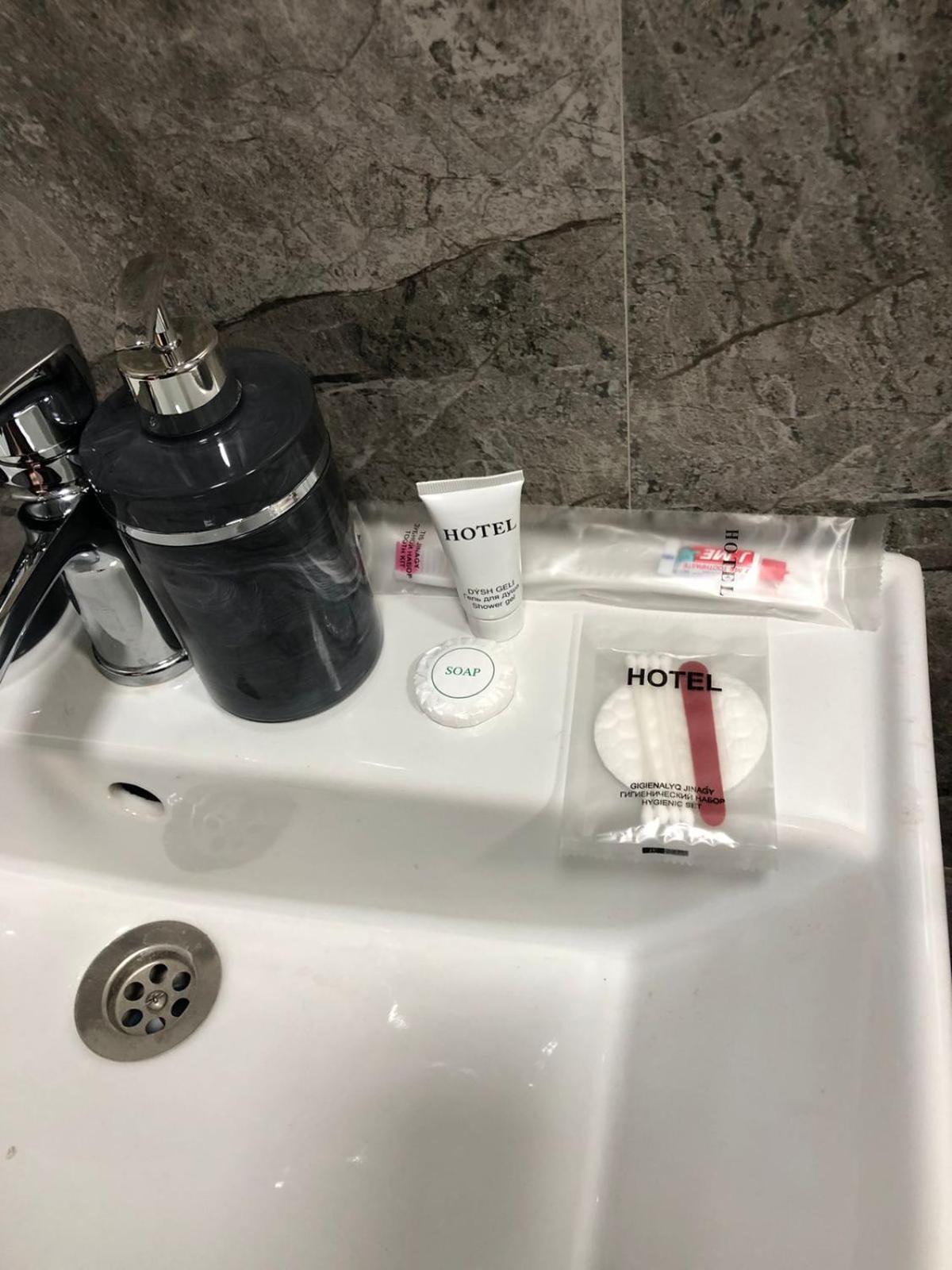 Hotel Lion الماتي المظهر الخارجي الصورة